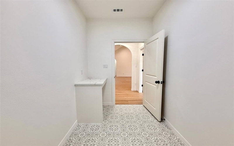 2412 Creek Drive, Granbury, TX 76048, 3 Bedrooms Bedrooms, ,2 BathroomsBathrooms,Residential,For Sale,2412 Creek Drive,0,21023638