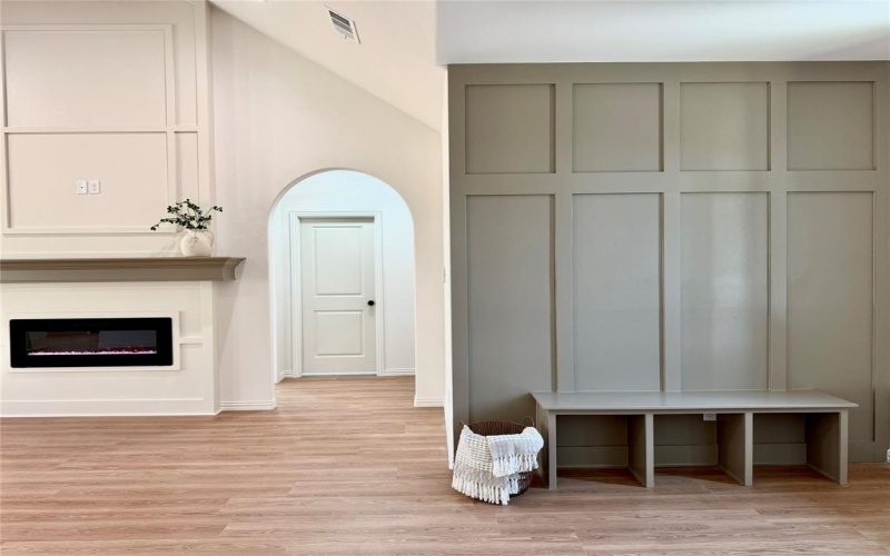 2412 Creek Drive, Granbury, TX 76048, 3 Bedrooms Bedrooms, ,2 BathroomsBathrooms,Residential,For Sale,2412 Creek Drive,0,21023638