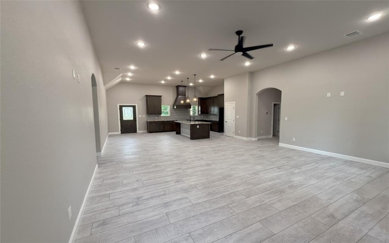 1007 legend Avenue, Bonham, TX 75418, 3 Habitaciones Habitaciones , ,2 BañosBaños,Residential,En Venta,1007 legend Avenue,0,21025856