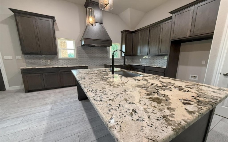 1007 legend Avenue, Bonham, TX 75418, 3 Habitaciones Habitaciones , ,2 BañosBaños,Residential,En Venta,1007 legend Avenue,0,21025856