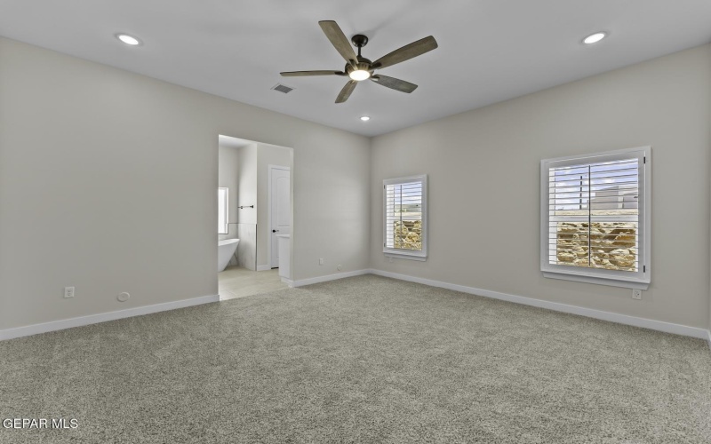 12873 Kingsbury Avenue, Horizon City, TX 79928, 4 Bedrooms Bedrooms, ,1 BathroomBathrooms,Residential,For Sale,12873 Kingsbury Avenue,913718