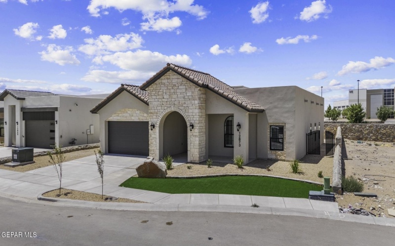 12873 Kingsbury Avenue, Horizon City, TX 79928, 4 Bedrooms Bedrooms, ,1 BathroomBathrooms,Residential,For Sale,12873 Kingsbury Avenue,913718