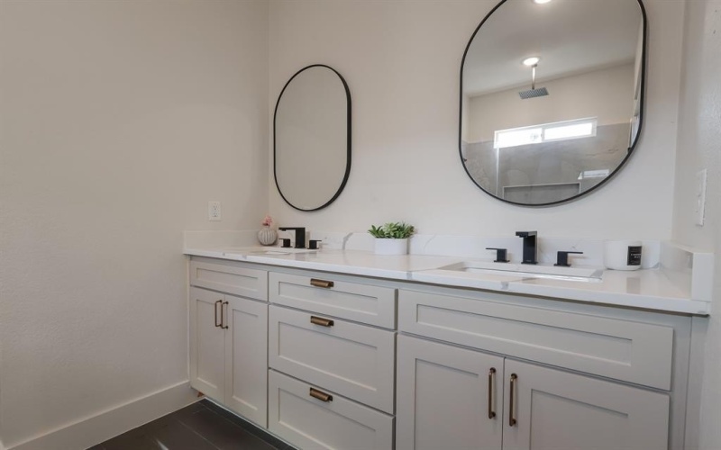2805 Leith Avenue, Fort Worth, TX 76133, 4 Habitaciones Habitaciones , ,2 BañosBaños,Residential,En Venta,2805 Leith Avenue,0,21026240