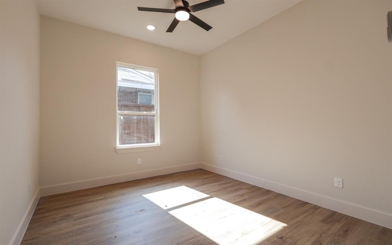 2805 Leith Avenue, Fort Worth, TX 76133, 4 Habitaciones Habitaciones , ,2 BañosBaños,Residential,En Venta,2805 Leith Avenue,0,21026240