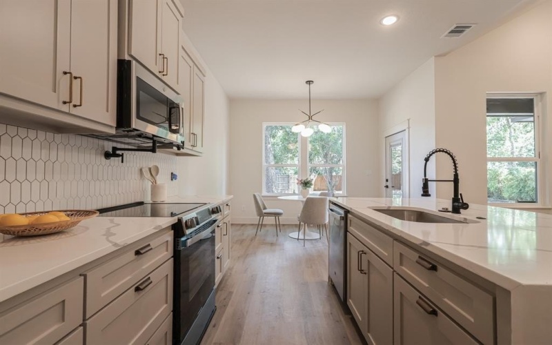 2805 Leith Avenue, Fort Worth, TX 76133, 4 Habitaciones Habitaciones , ,2 BañosBaños,Residential,En Venta,2805 Leith Avenue,0,21026240
