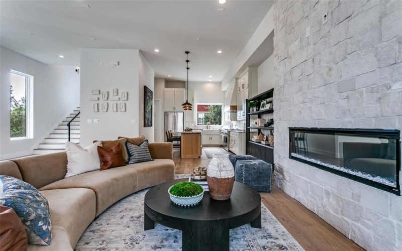 250 E Dallas Road #119, Grapevine, TX 76051, 3 Bedrooms Bedrooms, ,3 BathroomsBathrooms,Residential,For Sale,250 E Dallas Road,0,21026328