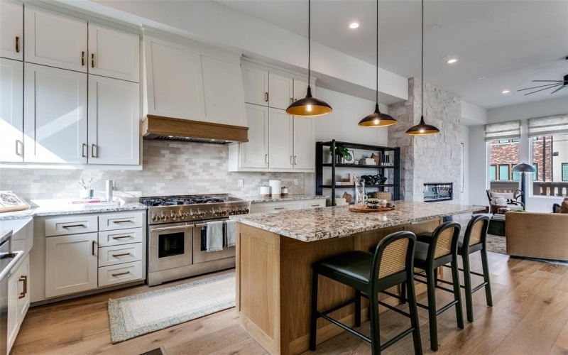 250 E Dallas Road #119, Grapevine, TX 76051, 3 Bedrooms Bedrooms, ,3 BathroomsBathrooms,Residential,For Sale,250 E Dallas Road,0,21026328