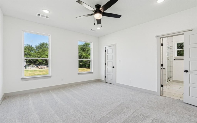 5012 Elizabeth Street, Granbury, TX 76048, 4 Bedrooms Bedrooms, ,2 BathroomsBathrooms,Residential,For Sale,5012 Elizabeth Street,0,21026411