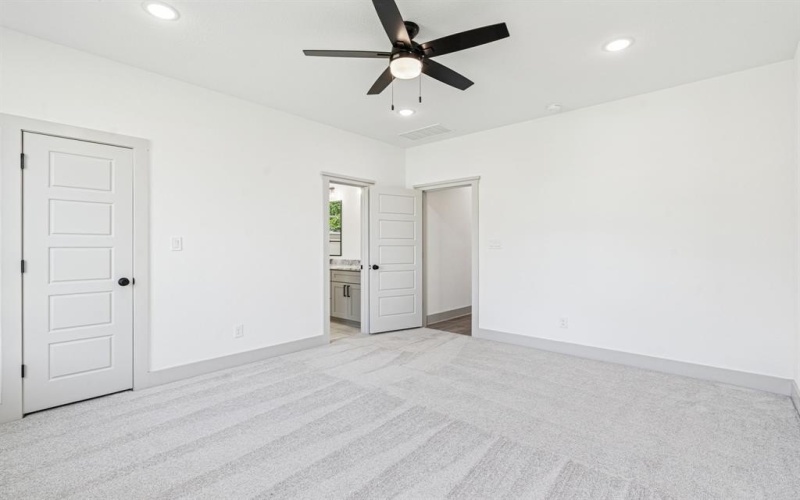 5012 Elizabeth Street, Granbury, TX 76048, 4 Bedrooms Bedrooms, ,2 BathroomsBathrooms,Residential,For Sale,5012 Elizabeth Street,0,21026411