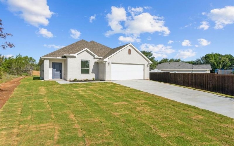 5012 Elizabeth Street, Granbury, TX 76048, 4 Bedrooms Bedrooms, ,2 BathroomsBathrooms,Residential,For Sale,5012 Elizabeth Street,0,21026411