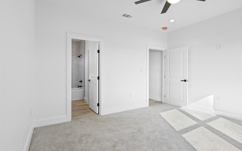 126 Private Road 2712, Mount Pleasant, TX 75455, 5 Bedrooms Bedrooms, ,3 BathroomsBathrooms,Residential,For Sale,126 Private Road 2712,0,21026419