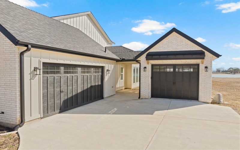 126 Private Road 2712, Mount Pleasant, TX 75455, 5 Bedrooms Bedrooms, ,3 BathroomsBathrooms,Residential,For Sale,126 Private Road 2712,0,21026419