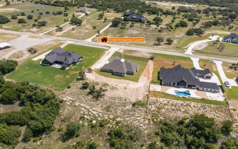 1066 Kingsley Court, Weatherford, TX 76087, 4 Bedrooms Bedrooms, ,3 BathroomsBathrooms,Residential,For Sale,1066 Kingsley Court,0,21026448