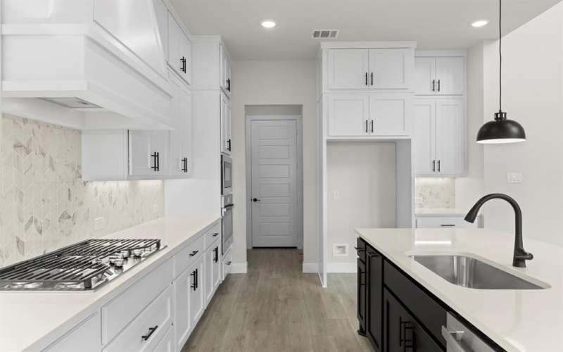 6801 Marerro Lane, McKinney, TX 75071, 4 Bedrooms Bedrooms, ,5 BathroomsBathrooms,Residential,For Sale,6801 Marerro Lane,0,21026503