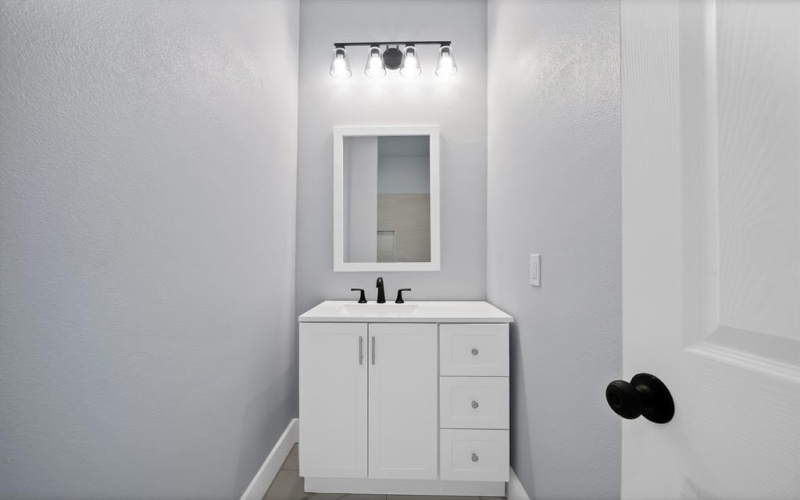 5905 Collins Court, Granbury, TX 76048, 3 Habitaciones Habitaciones , ,2 BañosBaños,Residential,En Venta,5905 Collins Court,0,21026679