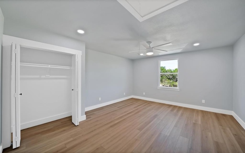 5905 Collins Court, Granbury, TX 76048, 3 Habitaciones Habitaciones , ,2 BañosBaños,Residential,En Venta,5905 Collins Court,0,21026679