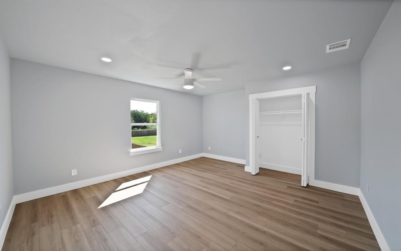 5905 Collins Court, Granbury, TX 76048, 3 Habitaciones Habitaciones , ,2 BañosBaños,Residential,En Venta,5905 Collins Court,0,21026679
