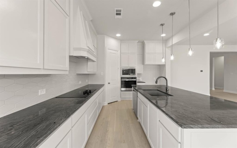 4617 Nomad Drive, Midlothian, TX 76065, 4 Habitaciones Habitaciones , ,3 BañosBaños,Residential,En Venta,4617 Nomad Drive,0,21026696