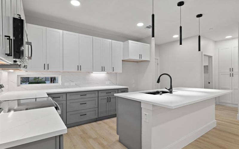 4323 Fayetteville Avenue, Rowlett, TX 75089, 3 Habitaciones Habitaciones , ,2 BañosBaños,Residential,En Venta,4323 Fayetteville Avenue,0,21027435