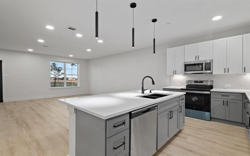 4323 Fayetteville Avenue, Rowlett, TX 75089, 3 Habitaciones Habitaciones , ,2 BañosBaños,Residential,En Venta,4323 Fayetteville Avenue,0,21027435