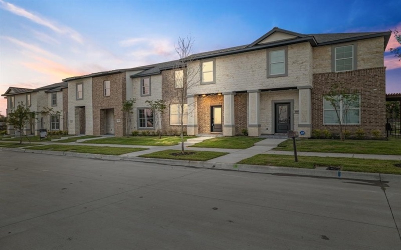 4323 Fayetteville Avenue, Rowlett, TX 75089, 3 Habitaciones Habitaciones , ,2 BañosBaños,Residential,En Venta,4323 Fayetteville Avenue,0,21027435