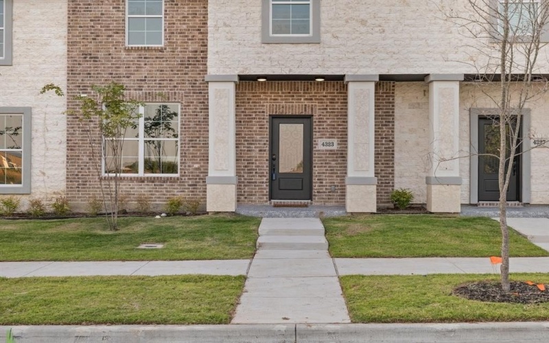 4323 Fayetteville Avenue, Rowlett, TX 75089, 3 Habitaciones Habitaciones , ,2 BañosBaños,Residential,En Venta,4323 Fayetteville Avenue,0,21027435