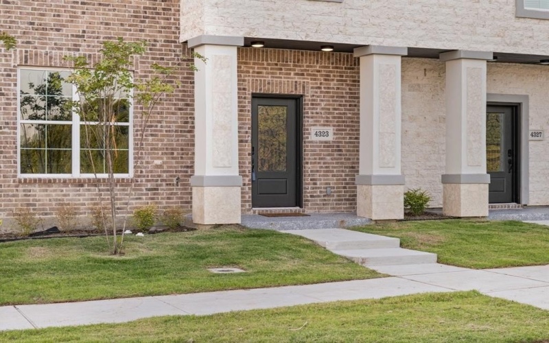 4323 Fayetteville Avenue, Rowlett, TX 75089, 3 Habitaciones Habitaciones , ,2 BañosBaños,Residential,En Venta,4323 Fayetteville Avenue,0,21027435