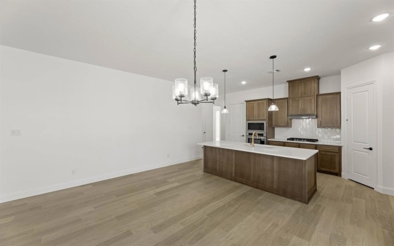 5400 Century Lake Lane, Denton, TX 76226, 4 Habitaciones Habitaciones , ,3 BañosBaños,Residential,En Venta,5400 Century Lake Lane,0,21026787