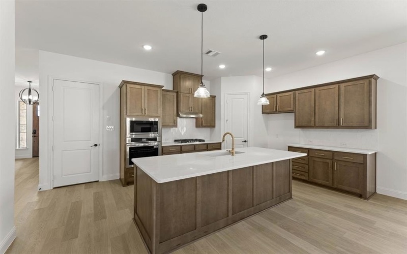 5400 Century Lake Lane, Denton, TX 76226, 4 Habitaciones Habitaciones , ,3 BañosBaños,Residential,En Venta,5400 Century Lake Lane,0,21026787