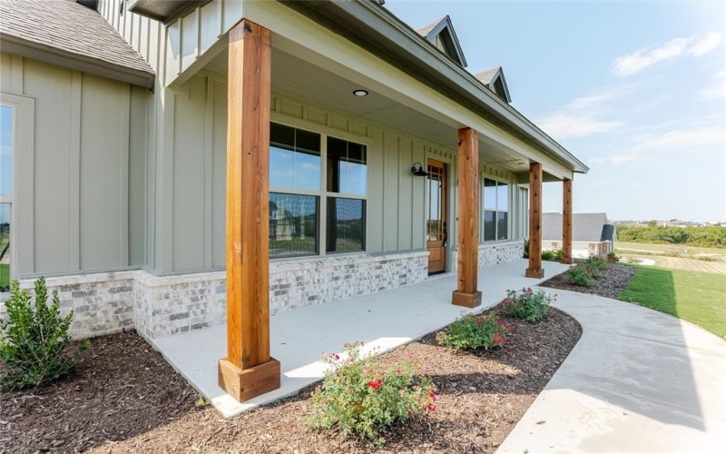 1033 Lilly Lane, Weatherford, TX 76088, 3 Bedrooms Bedrooms, ,2 BathroomsBathrooms,Residential,For Sale,1033 Lilly Lane,0,21026921