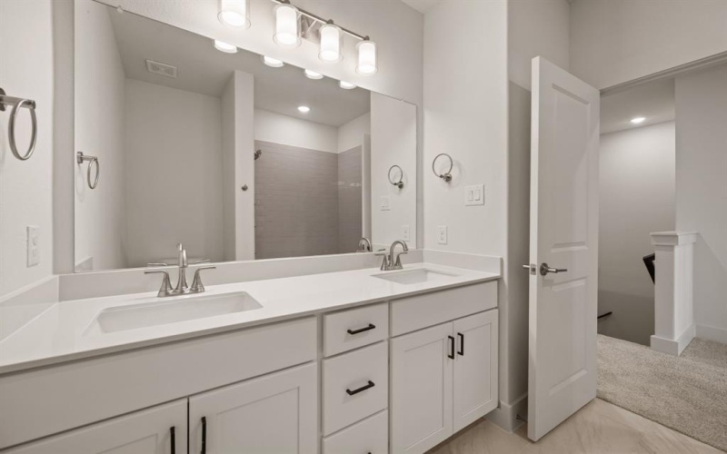 1109 Carnation Drive, Crowley, TX 76036, 3 Habitaciones Habitaciones , ,2 BañosBaños,Residential,En Venta,1109 Carnation Drive,0,21027051