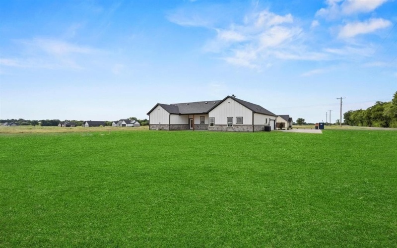 3249 Willow Road, Celeste, TX 75423, 4 Bedrooms Bedrooms, ,3 BathroomsBathrooms,Residential,For Sale,3249 Willow Road,0,21027073