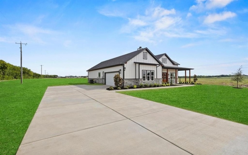 3249 Willow Road, Celeste, TX 75423, 4 Bedrooms Bedrooms, ,3 BathroomsBathrooms,Residential,For Sale,3249 Willow Road,0,21027073