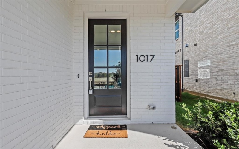 1017 Karis Boulevard, Crowley, TX 76036, 4 Bedrooms Bedrooms, ,3 BathroomsBathrooms,Residential,For Sale,1017 Karis Boulevard,0,21027130