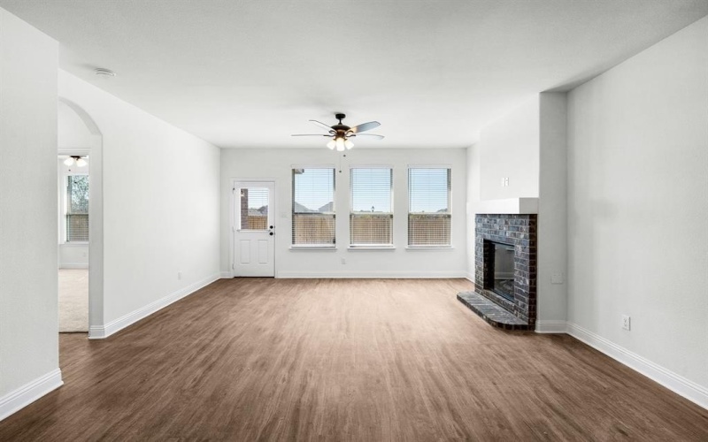 343 Maltese, Red Oak, TX 75154, 4 Habitaciones Habitaciones , ,3 BañosBaños,Residential,En Venta,343 Maltese,0,21027146