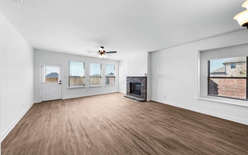 343 Maltese, Red Oak, TX 75154, 4 Habitaciones Habitaciones , ,3 BañosBaños,Residential,En Venta,343 Maltese,0,21027146