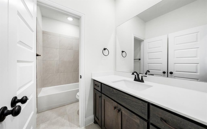 343 Maltese, Red Oak, TX 75154, 4 Habitaciones Habitaciones , ,3 BañosBaños,Residential,En Venta,343 Maltese,0,21027146