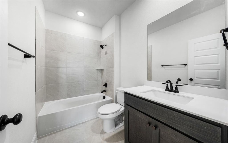 343 Maltese, Red Oak, TX 75154, 4 Habitaciones Habitaciones , ,3 BañosBaños,Residential,En Venta,343 Maltese,0,21027146