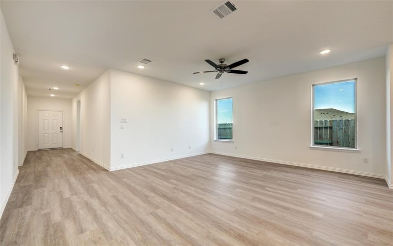110 Honey Bee Drive, Cleburne, TX 76031, 4 Bedrooms Bedrooms, ,2 BathroomsBathrooms,Residential,For Sale,110 Honey Bee Drive,0,21027194