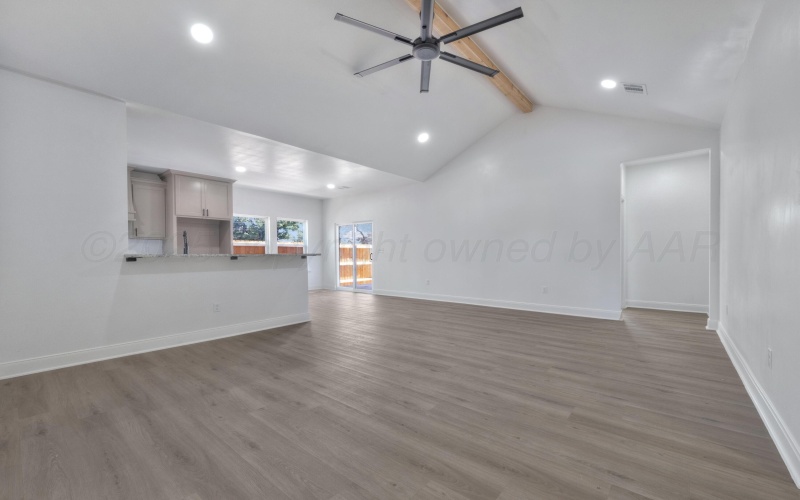 1407 S Cleveland Street, Amarillo, TX 79102, 3 Bedrooms Bedrooms, ,2 BathroomsBathrooms,Residential,For Sale,1407 S Cleveland Street,0,25-7020
