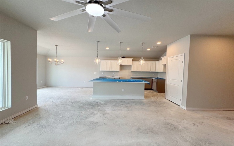 1941 Topwater, Aransas Pass, TX 78336, 3 Bedrooms Bedrooms, ,2 BathroomsBathrooms,Residential,For Sale,1941 Topwater,0,463219