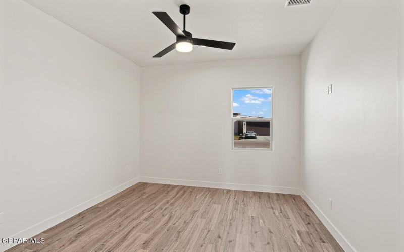 5849 VALLEY PALM Drive, El Paso, TX 79932, 4 Habitaciones Habitaciones , ,1 BañoBaños,Residential,En Venta,5849 VALLEY PALM Drive,0,928062