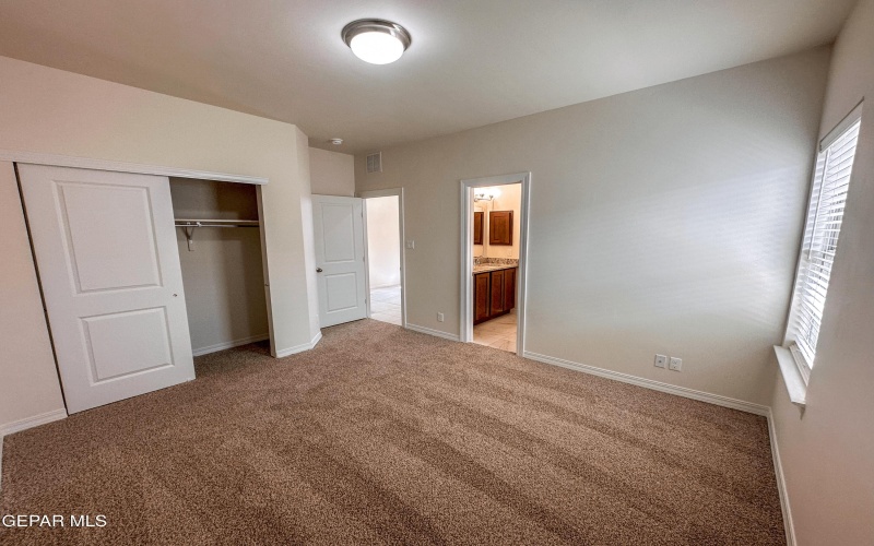 12821 DE LA ROSA Avenue, El Paso, TX 79928, 4 Habitaciones Habitaciones , ,3 BañosBaños,Residential,En Venta,12821 DE LA ROSA Avenue,0,928070