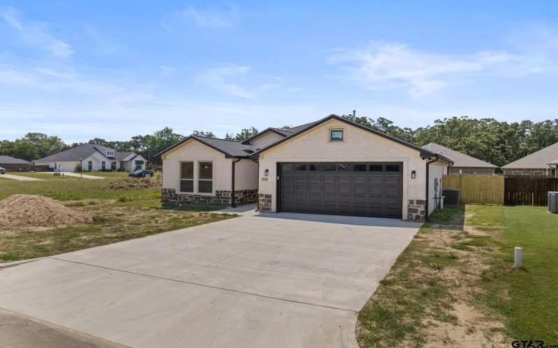 1010 Stone Wall, Mt Pleasant, TX 75456, 3 Habitaciones Habitaciones , ,2 BañosBaños,Residential,En Venta,1010 Stone Wall,0,25012072
