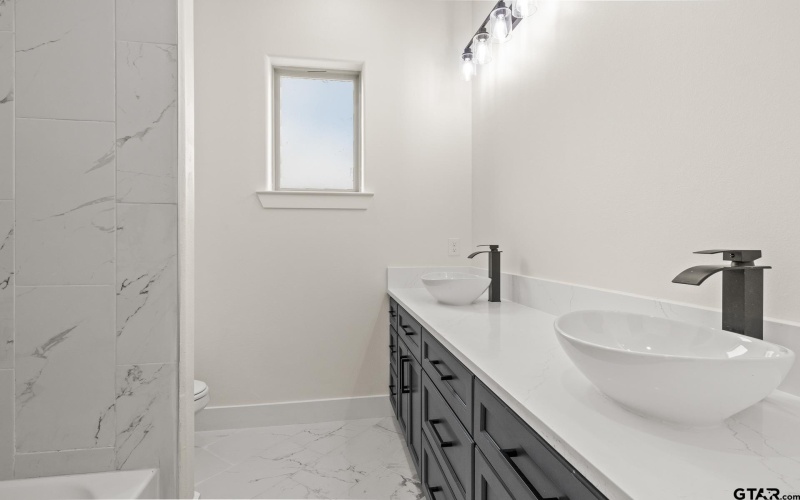 1004 Stone Wall, Mt Pleasant, TX 75455, 3 Habitaciones Habitaciones , ,2 BañosBaños,Residential,En Venta,1004 Stone Wall,0,25012073