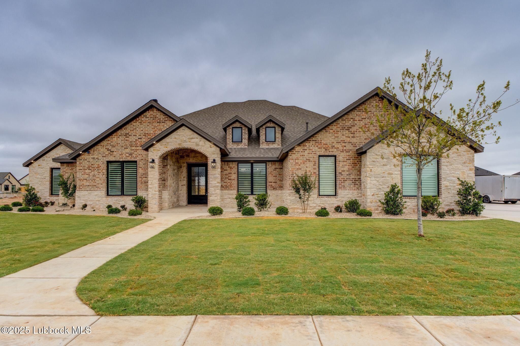 7726 46th Street, Lubbock, TX 79407, 4 Bedrooms Bedrooms, ,5 BathroomsBathrooms,Residential,For Sale,7726 46th Street,0,202558939
