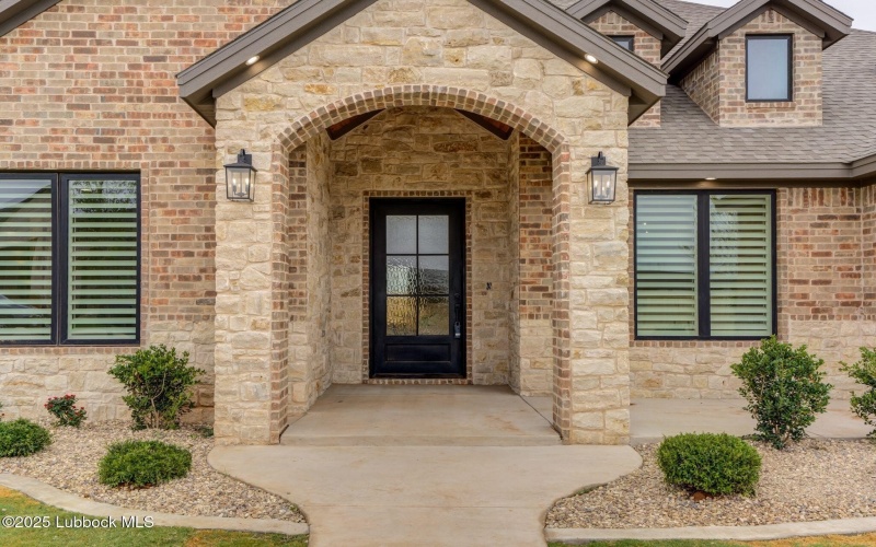 7726 46th Street, Lubbock, TX 79407, 4 Bedrooms Bedrooms, ,5 BathroomsBathrooms,Residential,For Sale,7726 46th Street,0,202558939