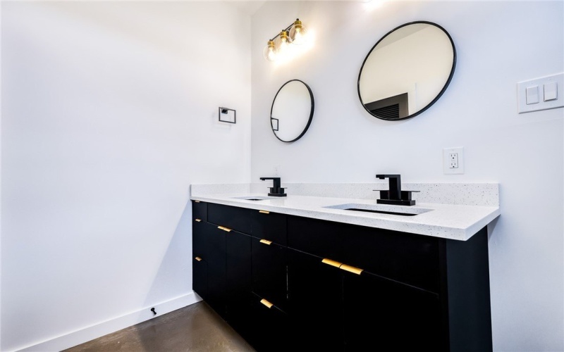 2710 Grace unit: A #A, Corpus Christi, TX 78414, 3 Bedrooms Bedrooms, ,2 BathroomsBathrooms,Residential,For Sale,2710 Grace unit: A,0,462979