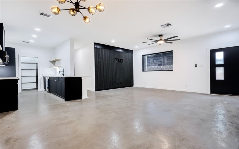 2710 Grace unit: A #A, Corpus Christi, TX 78414, 3 Bedrooms Bedrooms, ,2 BathroomsBathrooms,Residential,For Sale,2710 Grace unit: A,0,462979