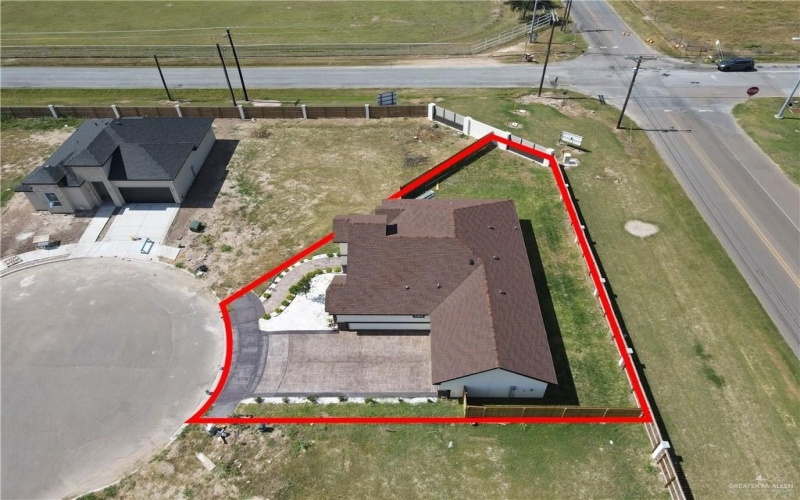 2209 N Gaytan Avenue, Edinburg, TX 78542, 4 Bedrooms Bedrooms, ,2 BathroomsBathrooms,Residential,For Sale,2209 N Gaytan Avenue,0,478109